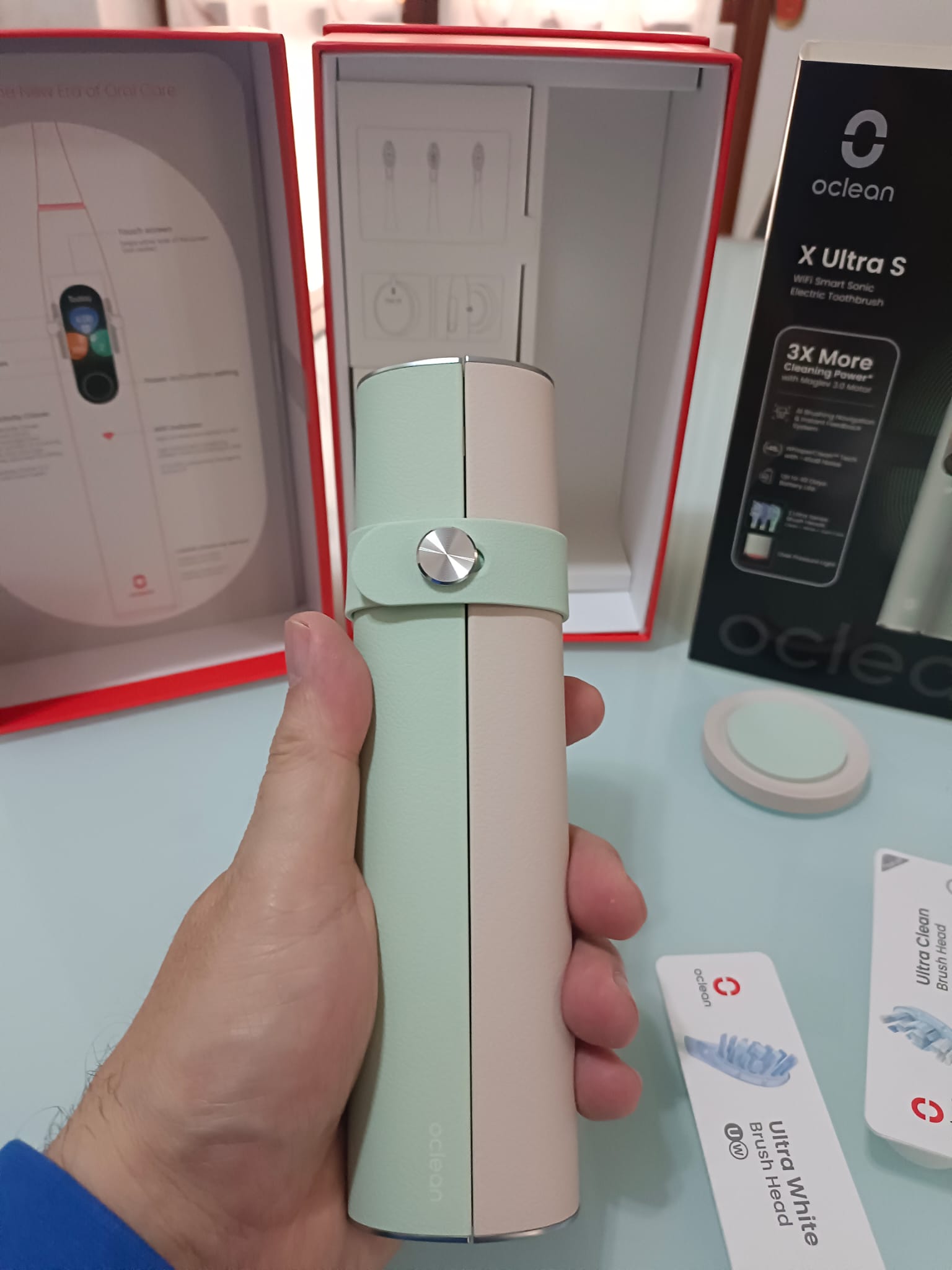 Oclean X Ultra S: lo spazzolino elettrico Wi-Fi Smart Sonic, sconto omaggio igienizzante Oclean S1